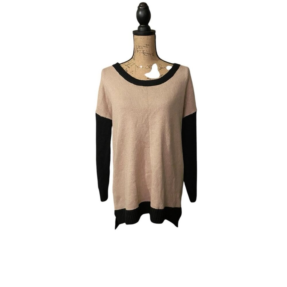 Torrid‎ Sweater